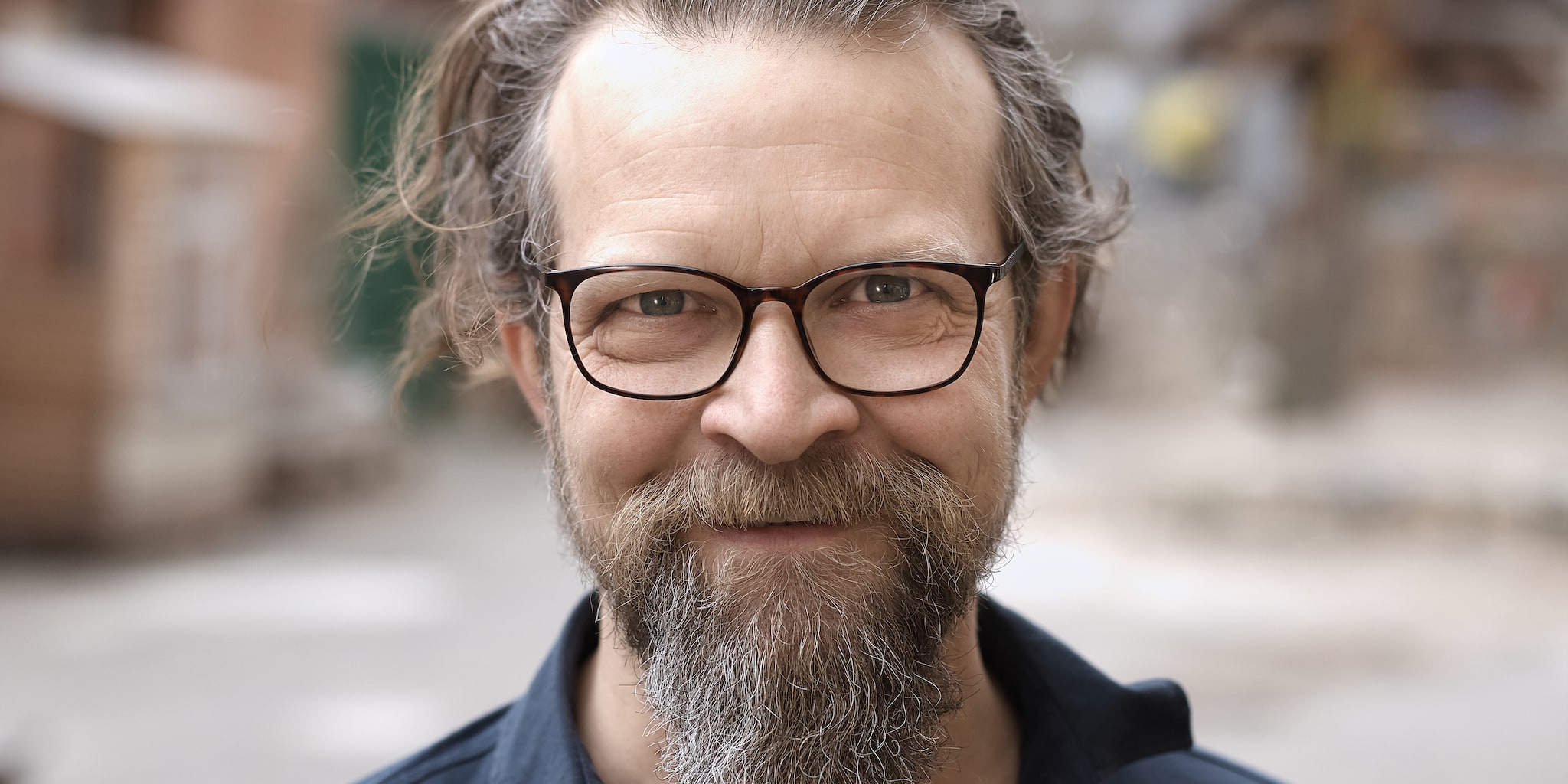 Portrait von Robert Hihn in der alten Seegrasspinnerei